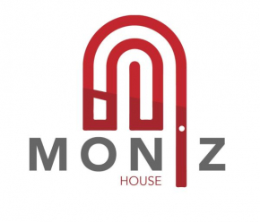 Moniz House